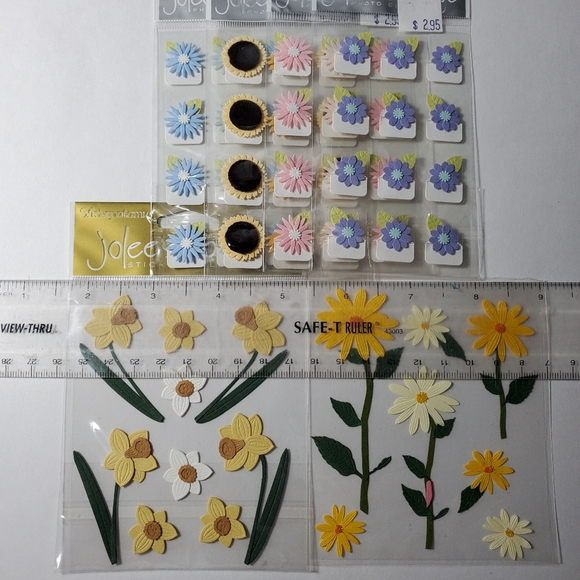 Scrape Booking Corner Stickers - Picture 9 of 9